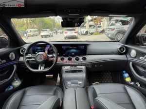 Xe Mercedes Benz E class E300 AMG 2021