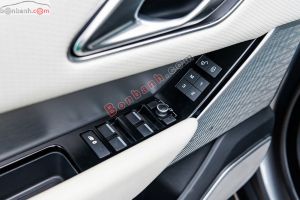 Xe LandRover Range Rover Velar SE R-Dynamic 3.0 2017