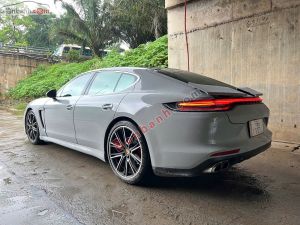 Xe Porsche Panamera 4S 2010