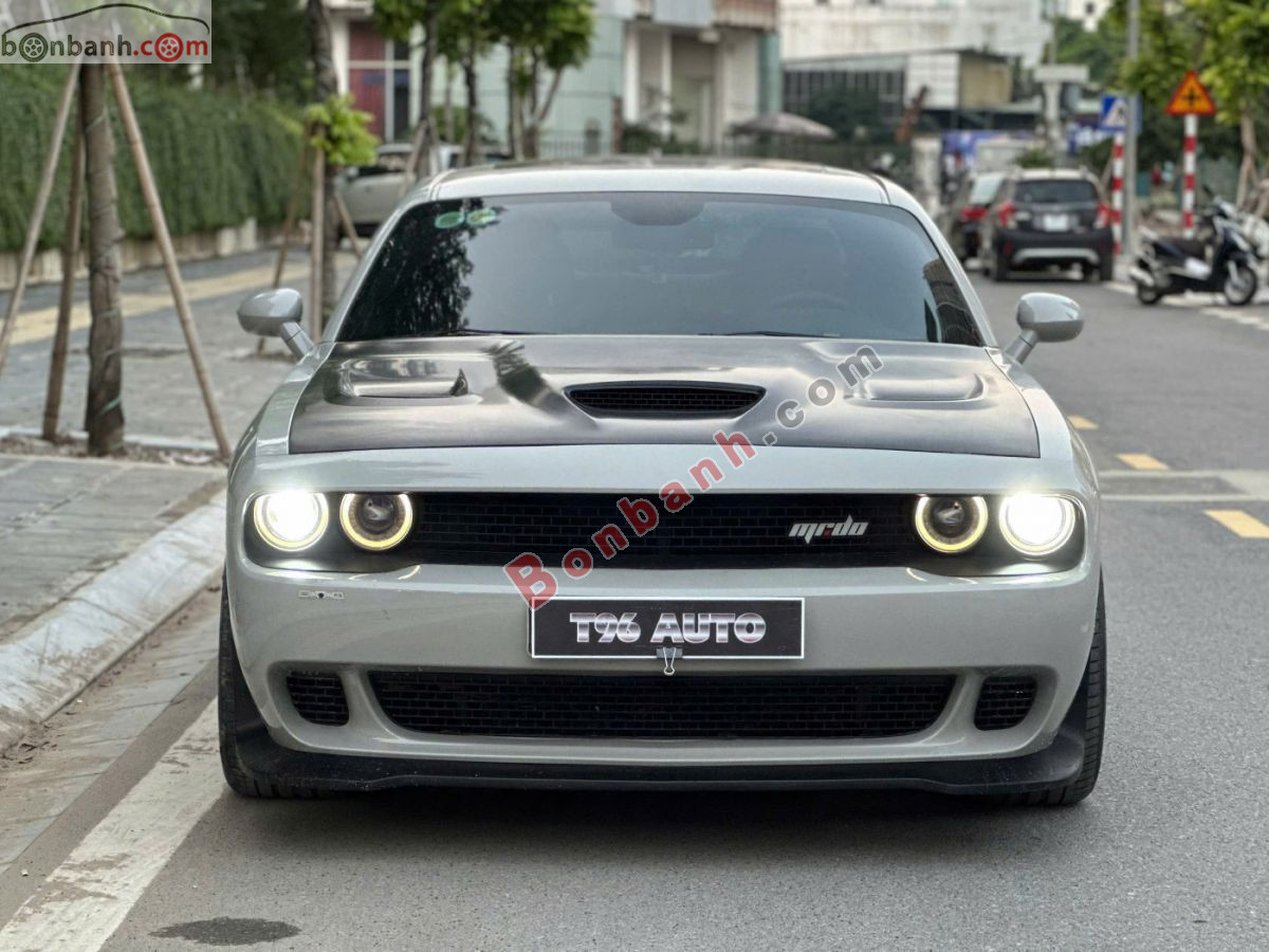 Dodge Challenger SXT 3.6 AT AWD