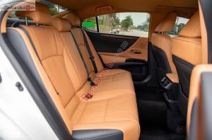 Xe Lexus ES 250 2022