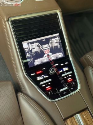 Xe Porsche Panamera 4 Executive 2018