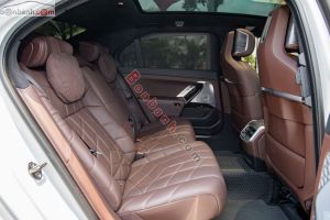 Xe BMW 7 Series 740i Pure Excellence 2024