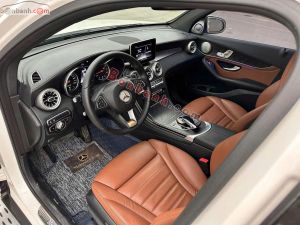 Xe Mercedes Benz GLC 300 4Matic 2018