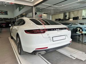 Xe Porsche Panamera 3.0 V6 2018