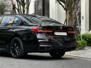 Xe BMW 7 Series 730Li 2015