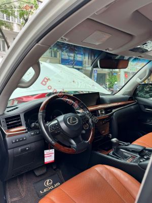 Xe Lexus LX 570 Super Sport 2016