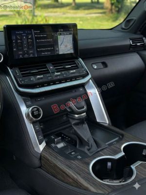 Xe Toyota Land Cruiser 3.5 V6 2023