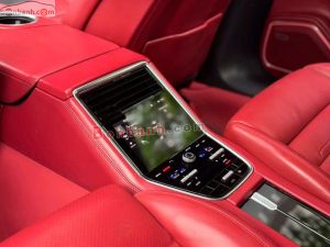Xe Porsche Panamera 3.0 V6 2018