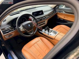 Xe BMW 7 Series 730Li 2016