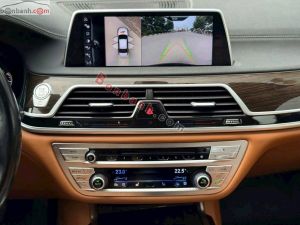 Xe BMW 7 Series 730Li 2016
