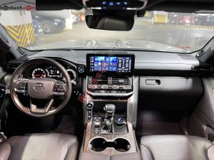 Xe Toyota Land Cruiser VXR 3.5 V6 2024