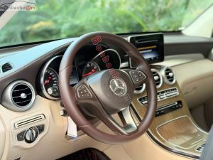Xe Mercedes Benz GLC 250 4Matic 2016
