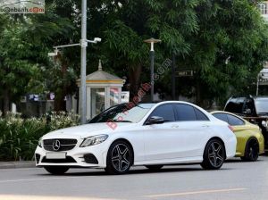 Xe Mercedes Benz GLC 300 4Matic Coupe 2021
