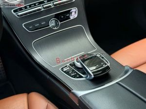Xe Mercedes Benz GLC 300 4Matic Coupe 2021