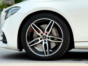 Xe Mercedes Benz E class E300 AMG 2017